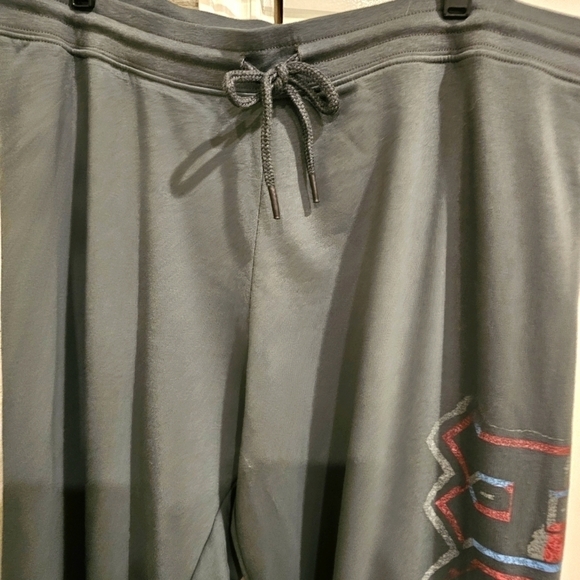 NWOT Mens AC/DC Gray Sweats Elastic Waist Drawstring w AC/DC logo on side 3X - Picture 4 of 11